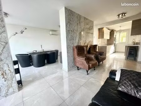 a vendre t 5 marseille 9