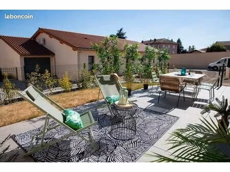 maison st symphorien sur coise idéalement placée