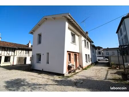 maison 6 pièces 196 m²