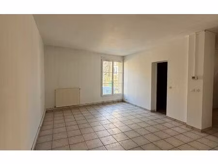 location appartement  53.35 m² t-2 à le meux  690 €