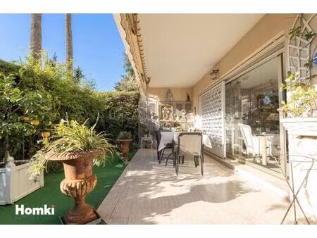 appartement t3 de 64m2 à cannes 06400