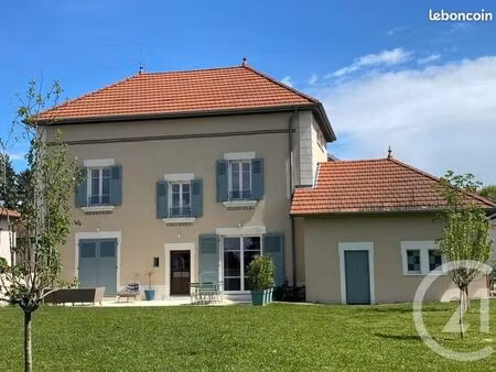 maison 6 pièces 167 m²