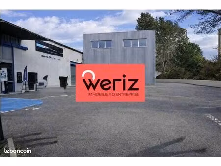 local industriel 800 m²