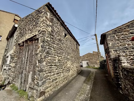 vente parking 33 m² à le broc (63500)  20 000 €