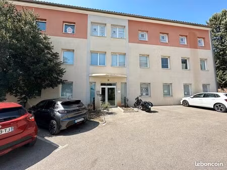 locaux professionnels eguilles 150 m2 divisibles