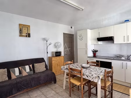 vente immeuble 103 m² à jonzac (17500)  199 800 €