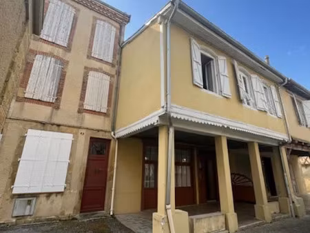 vente immeuble 274 m² à masseube (32140)  139 000 €