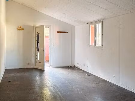 local 45 m² saint cannat