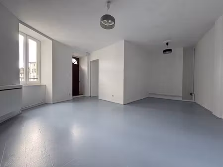 location duplex 2 pièces 43 m² à saint-amant-tallende (63450)  496 €