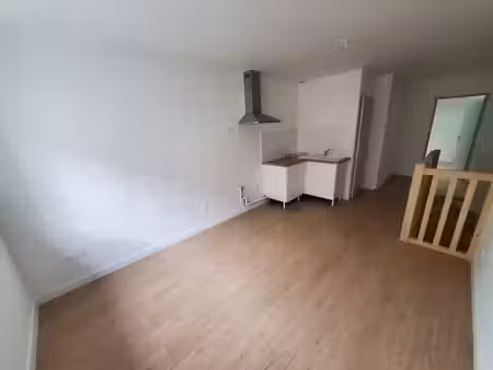 location appartement 2 pièces 35 m² à le mas-d'agenais (47430)  462 €