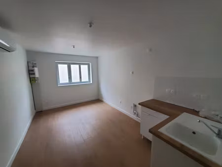 location appartement 2 pièces 35 m² à le mas-d'agenais (47430)  522 €