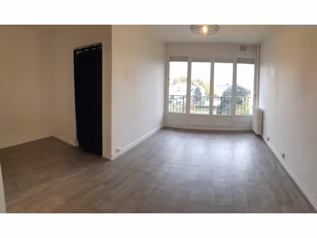 appartement evreux t1 de 28m² avec balcon et cave