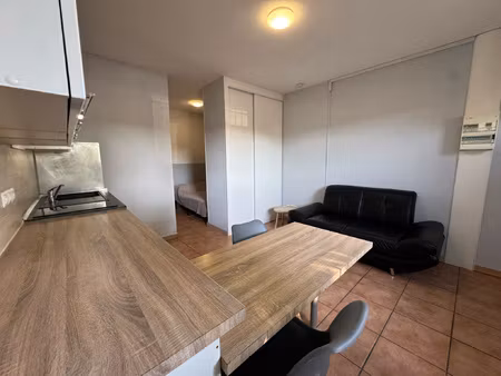 t1 bis gaillard proche entree autoroute- college