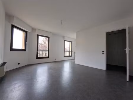 studio sablon a louer