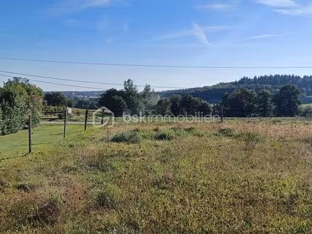 terrain constructible de 1 403 m2