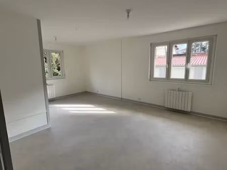 location appartement 3 pièces 78 m² à andrezieux-boutheon (42160)  775 €