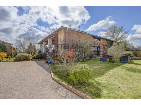 maison de caractere 220 m hab