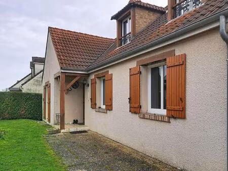 à crégy-lès-meaux – maison 120 m²  4 chambres  grand séjour lumineux  sous-sol 70 m²  aucu