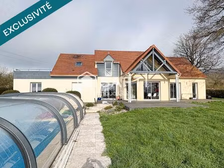 belle pièce de vie lumineuse de 70m²