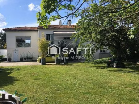 maison avec terrasses à 5 minutes de la gare tvg