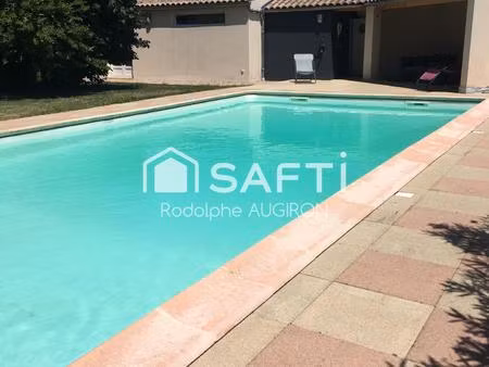 maison avec terrasses à 5 minutes de la gare tvg