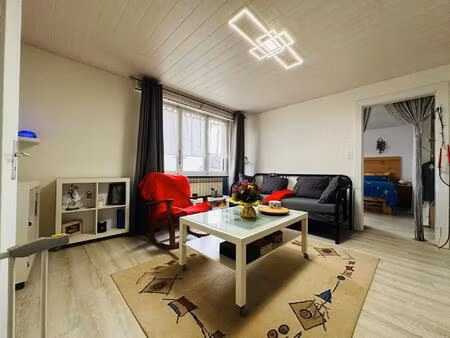 maison 7 pièces à villé !