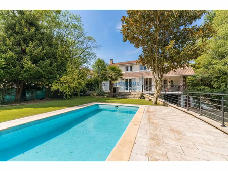 maison villiers sur orge 8 pièce(s) 175 m2