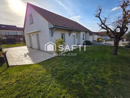 maison individuelle de 151m2 avec garage et terrain arboré