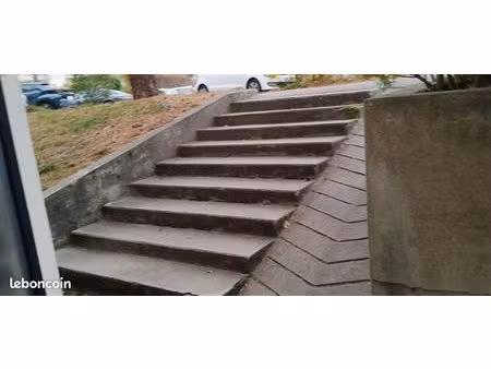 échange d'une cave/atelier en garage