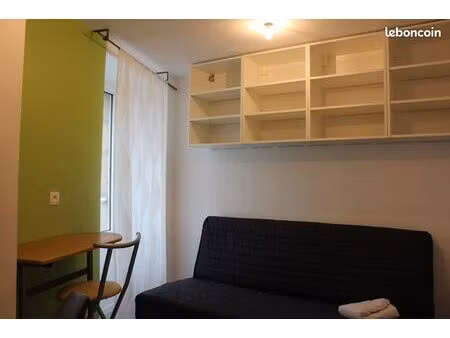 kerinou -studio meublé 16 m2 - loyer tout compris -disponible 16/03