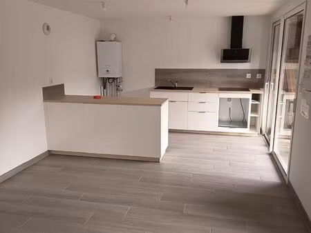 f3 rez de chaussee neuf très calme