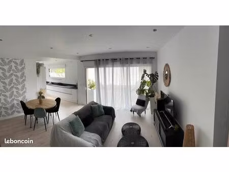 jolie maison récente