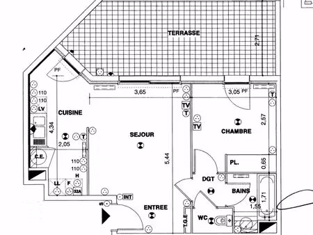 t2 43m²+terrasse 19m²+cave. + parking