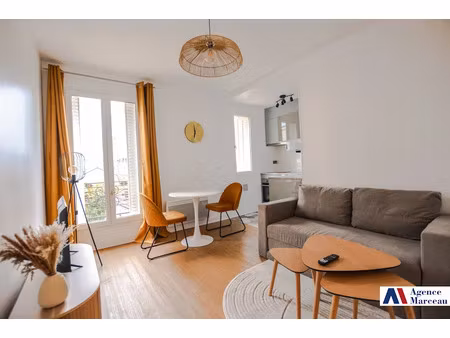 location meublée appartement 2 pièces 34.36 m² à courbevoie (92400)  1 290 €