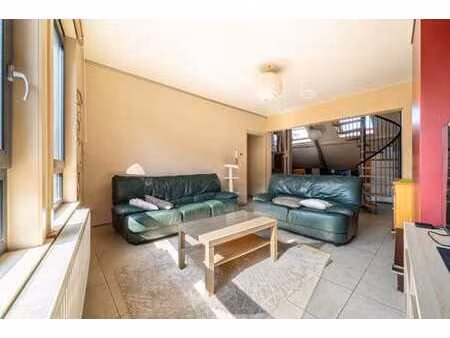 appartement duplex 1 chambre rénové – centre-ville