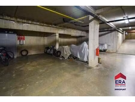 à vendre: emplacement souterrain au centre de hoegaarden