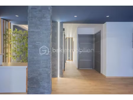 location locaux professionnels 4 pièces 56 m² à metz-tessy (74370)  2 100 €