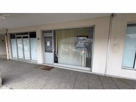 location locaux professionnels 53.14 m² à saint-cast-le-guildo (22380)  1 250 €