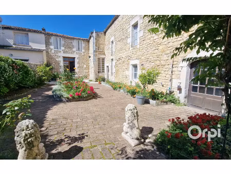maison le gua m² t-7 à vendre  383 250 €