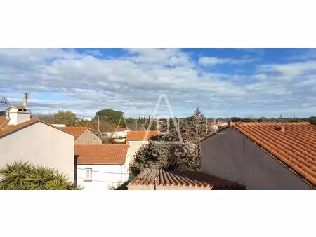 maison de village 2 faces - terrasses - patio - garage