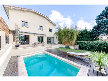 vente maison 7 pièces 164 m² caluire-et-cuire (69300)