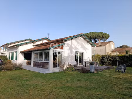 maison récente 4 pièces à vendre à dolus d'oléron - réf 12355