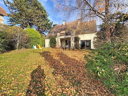 groslay - charmante maison de 135m2 au coeur d'un grand jard