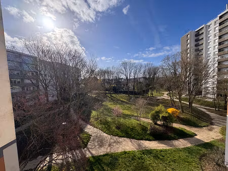 viry chatillon - appartement 4 pièces 80 m2 - balcon - parking