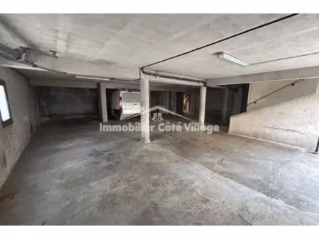 entrepôt / local de stockage 150m2 contes centre