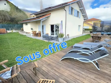 maison traditionnelle à farges (01550)