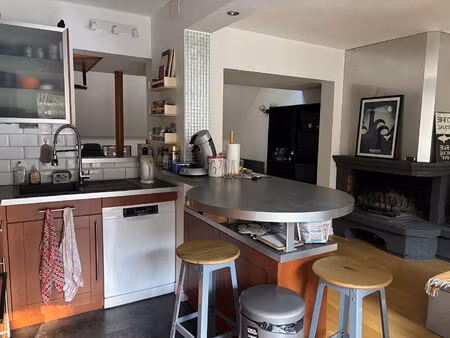 nantes/zola maison avec garage et cheminee