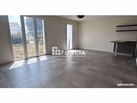 maison 4 pièces avec jardin et garages – 87 5 m²