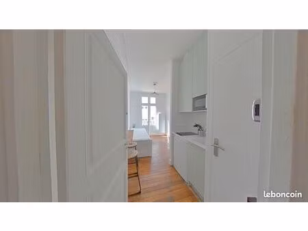 studio 1 pièce 13 m²