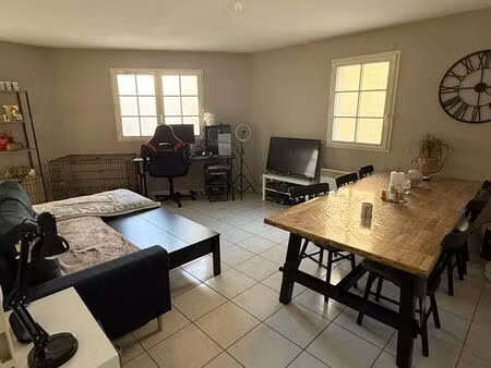 jolie appartement t2 48m2 + parking